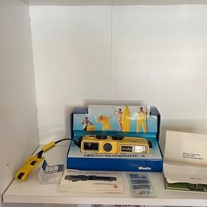 Vintage Minolta Underwater 110 Film Camera -Weathermatic A